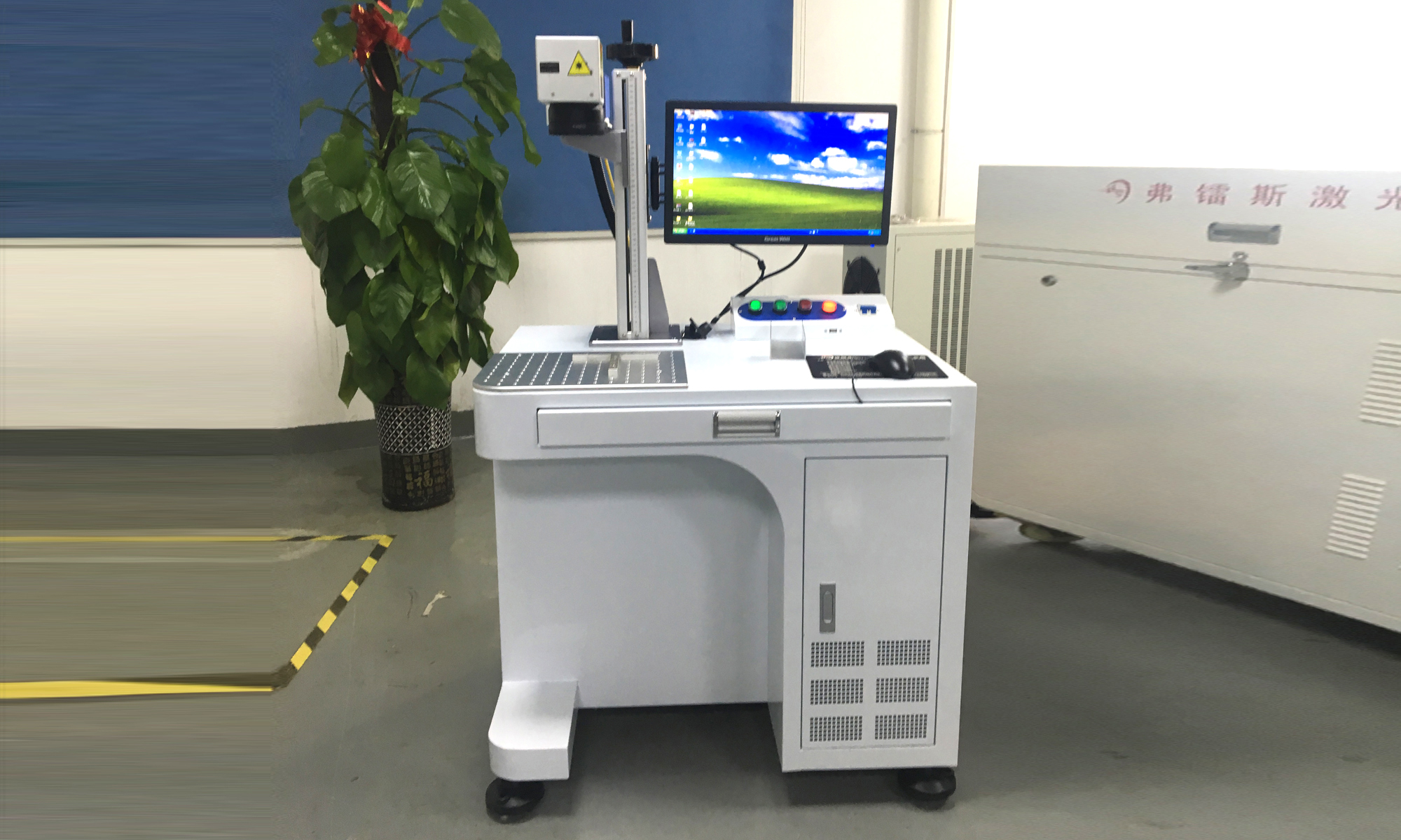 UV laser marking system marking medical plastic parts