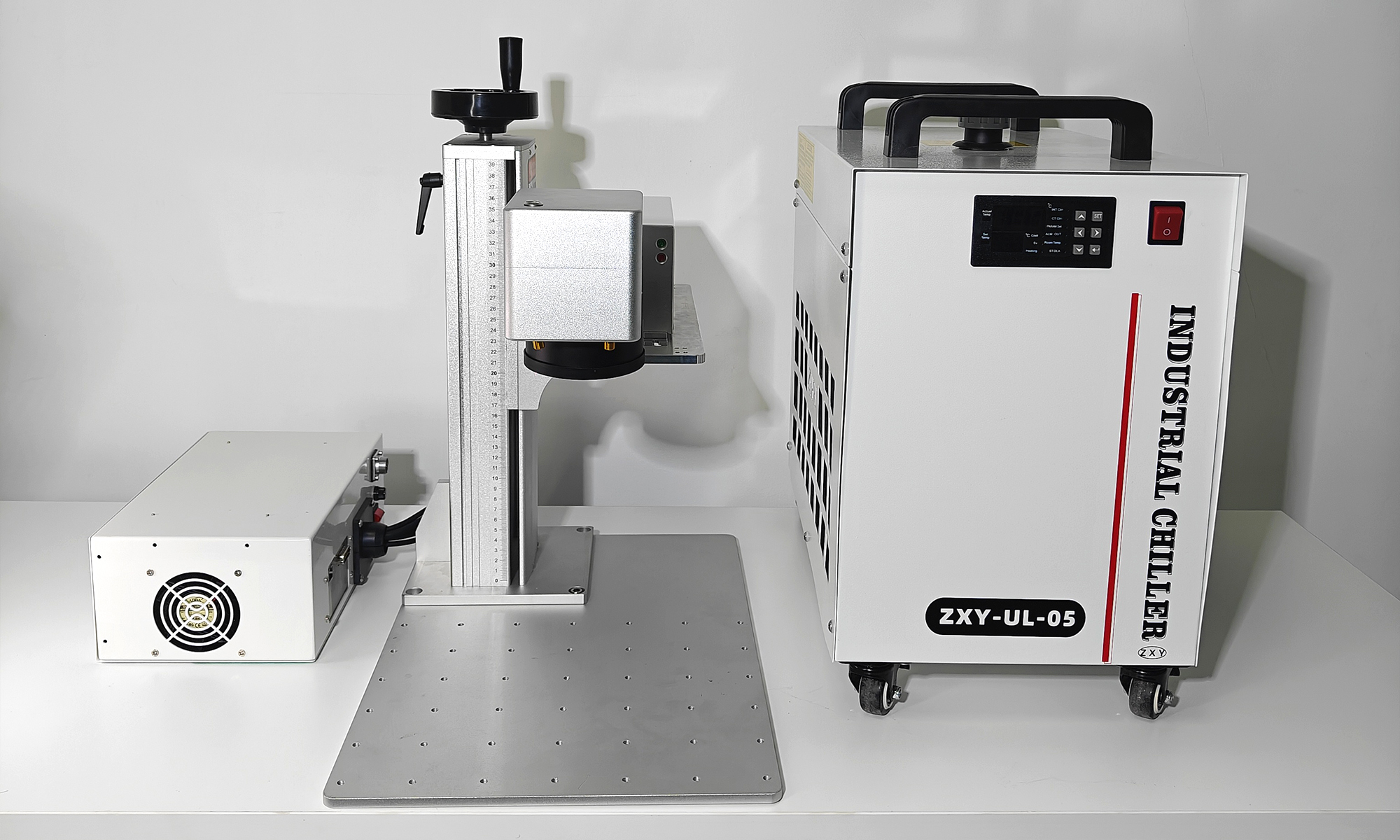 semiconductor laser marking machine marking silicon wafer