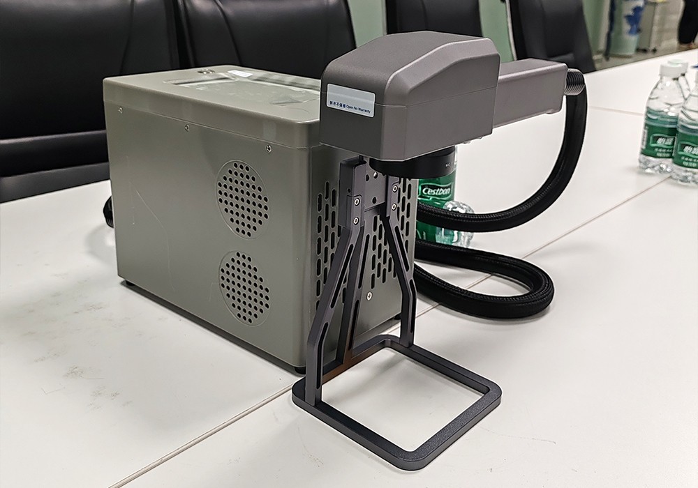 Handheld Fiber Laser Marking Machine